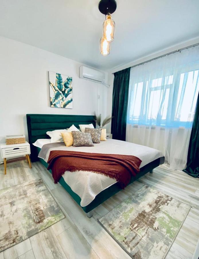 Central Palace Suites Яссы Экстерьер фото